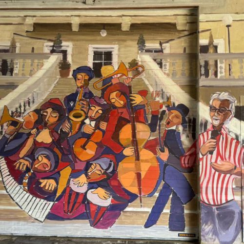 Artisti sulle scale dell’Hotel Helvetia, Garage dell’Hotel Helvetia Via Don Minzoni